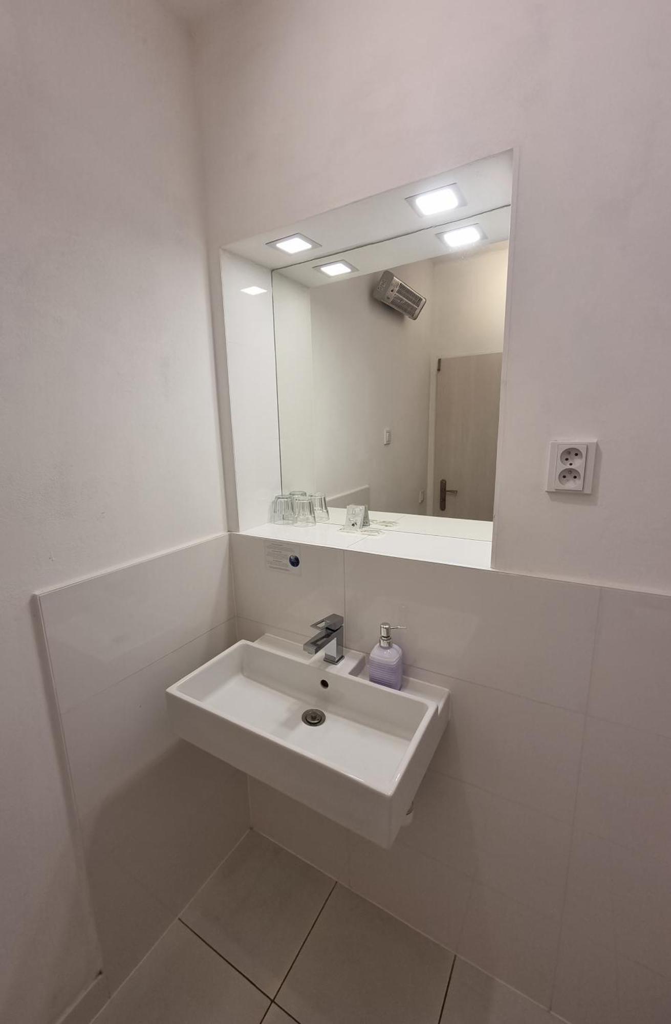 Wellness Vila Bohemia Прага Экстерьер фото
